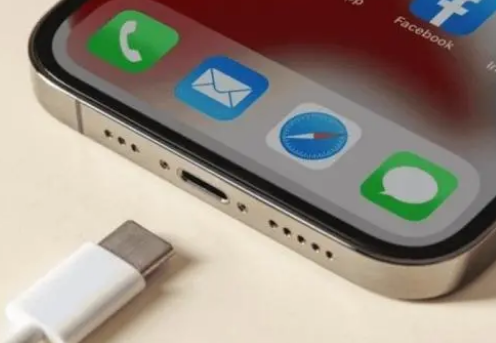 昌化镇苹果15维修分享iPhone15改USB-C接口后能和安卓用户互借充电器吗 
